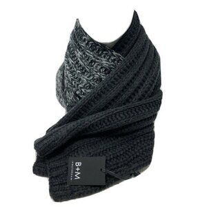 NEW CUTE B+M scarf